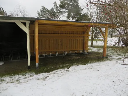 Fahrradunterstellplatz