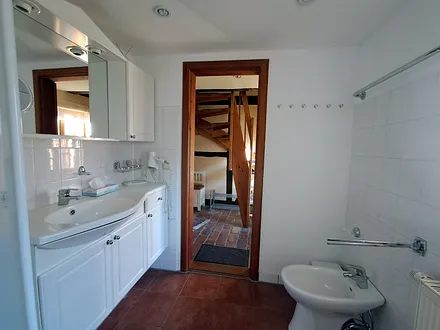Badezimmer mit Bidet