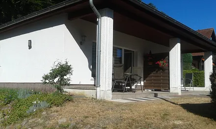 überdachte Südterrasse