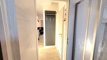 ...die Garderobe darf natürlich nicht fehlen...