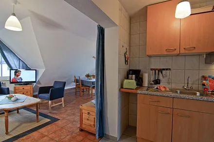 Küchenzeile und Essecke