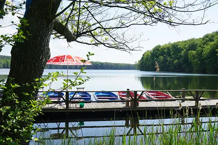 5 Gehminuten zum Wolgastsee mit Bootsverleih und Imbiss