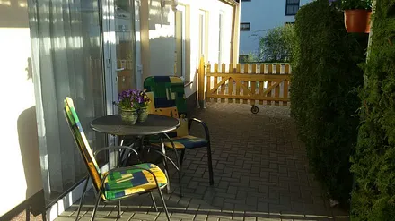 Terrasse (überdacht)