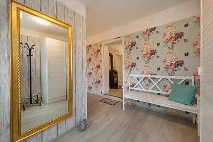 Hier der Blick in den Eingangsbereich.