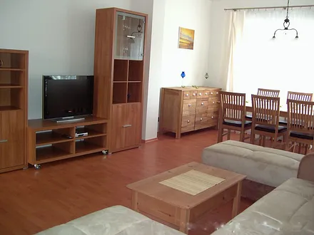 Wohnzimmer Wohnung 4  , OG