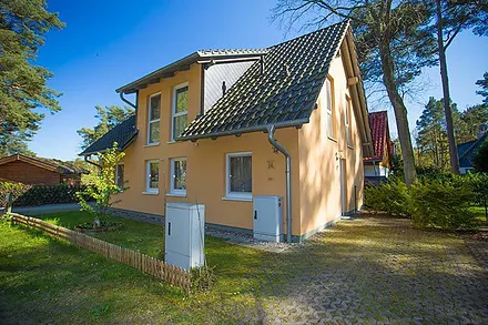 Ferienhaus Bodden und Meer mit Stellplatz