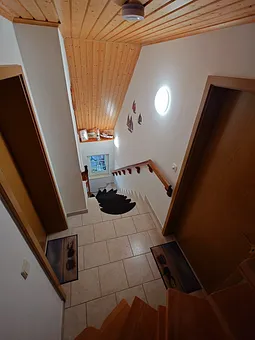 Treppenaufgang zur Ferienwohnung