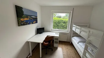 2. Schlafzimmer mit Hochbett (auch für Erwachsene geeignet)