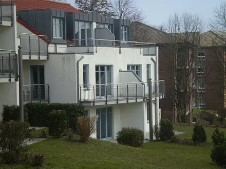 2 große Südbalkons im 1. OG