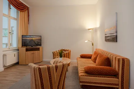 Wohnstube mit Schlafcouch