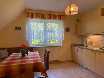 Essecke und Küchenzeile