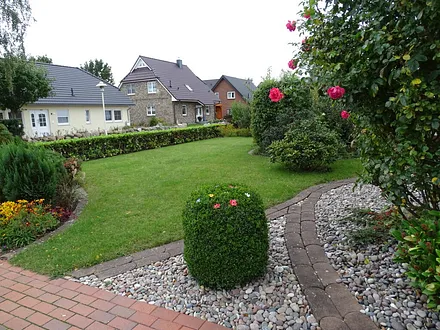 Es grünt und blüht