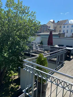 unsere 22 qm große Dachterrasse 