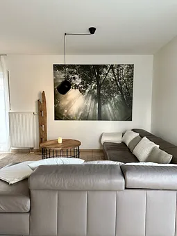 Wohnzimmer - Ledersofa mit verstellbaren Kopfstützen