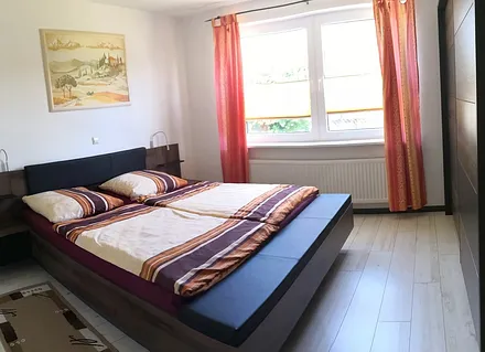 großes Schlafzimmer