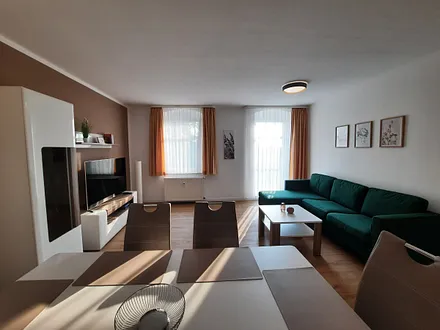 Wohnzimmer - Blick von der Küche