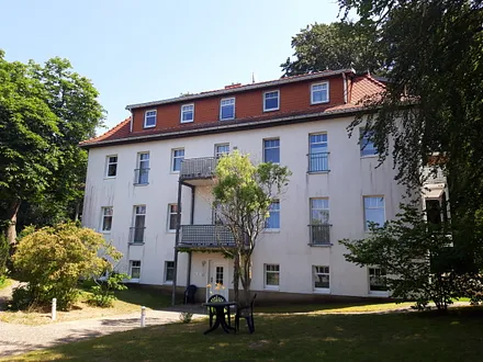 oberer Balkon gehört zur Wohnung 8