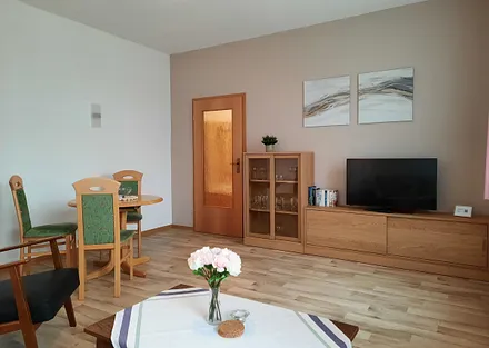 Wohnzimmer - Blick vom Sofa