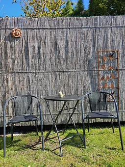 Sitzmöbel im Garten