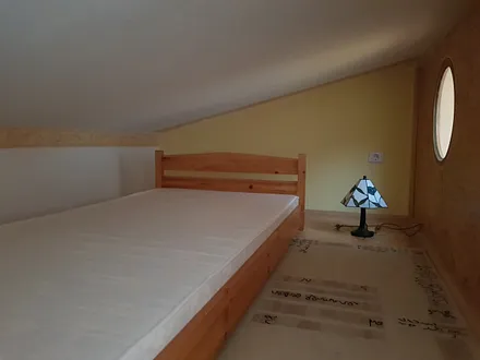 Schlafmöglichkeit für Kinder bis 12 Jahre 