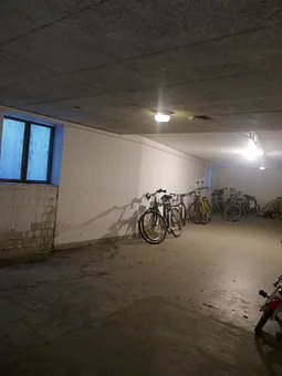abschließbarer Gemeinschaftsfahrradkeller