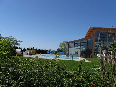 Direkte Umgebung des Objekts - Erlebniswelt SPLASH mit Riesenrutsche