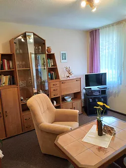 Wohnzimmer mit gemütlicher Sitzecke