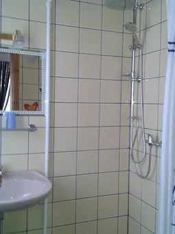Bad mit Dusche