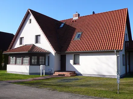 Terrasse Süd/West Lage/ links Fahrradraum