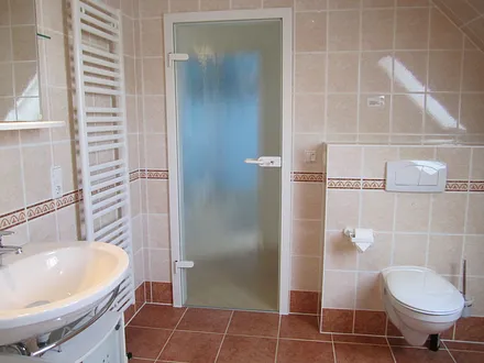 ein weiterer Blick ins  großzügige Badezimmer