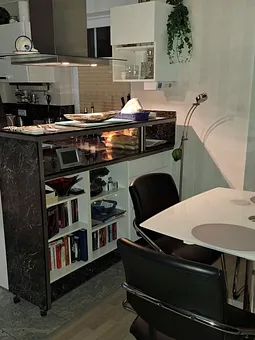 Küche mit Bartresen