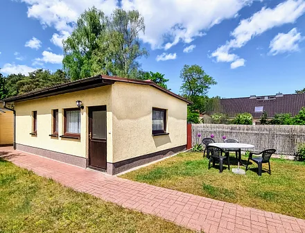 Außenansicht (mit Sitzecke)