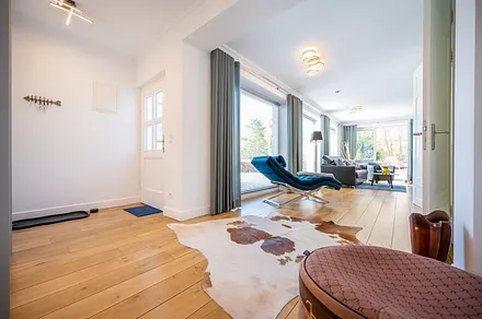 Eingangsbereich Blick Richtung Terrasse