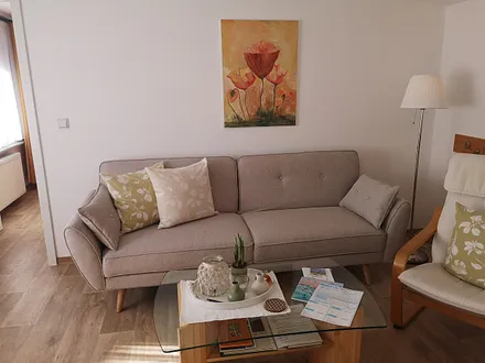 Wohnraum - ausgestattet mit Flachbildschirm u. Internetradio