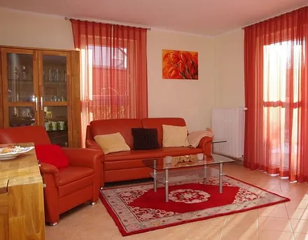 Wohnzimmer mit Essecke