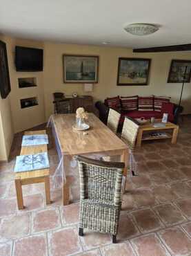 Wohn - und Essbereich