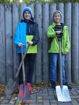 Mit unseren Schaufeln können Sie "richtige Burgen" bauen