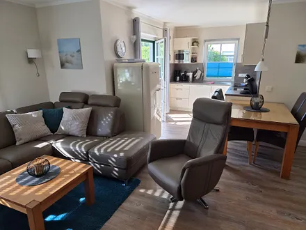 Blick ins Wohnzimmer