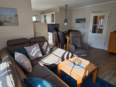 Blick ins Wohnzimmer