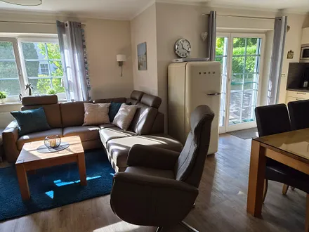 Blick ins Wohnzimmer