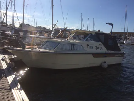 Bootfahren auf Achterwasser auf Anfrage möglich !