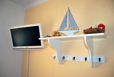 Kinderzimmer mit TV und DVD