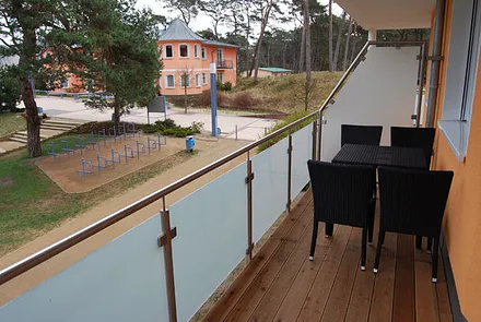 Blick vom Balkon in Richtung Strand und Ostsee