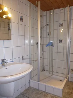 Duschbad mit Fenster