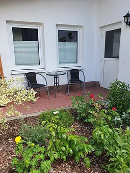 Sitzfläche zum Eingangsbereich