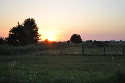 Unverbauter Blick - den Sonnenuntergang geniessen !