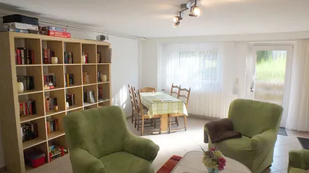 viele Bücher zum Ausspannen