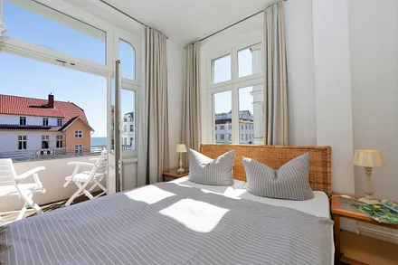 Schlafen 2 mit Seeblick und Balkon Seeseite