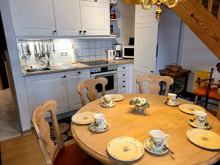 Küche und Essbereich