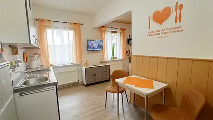 Im Eingangsbereich zur Küche